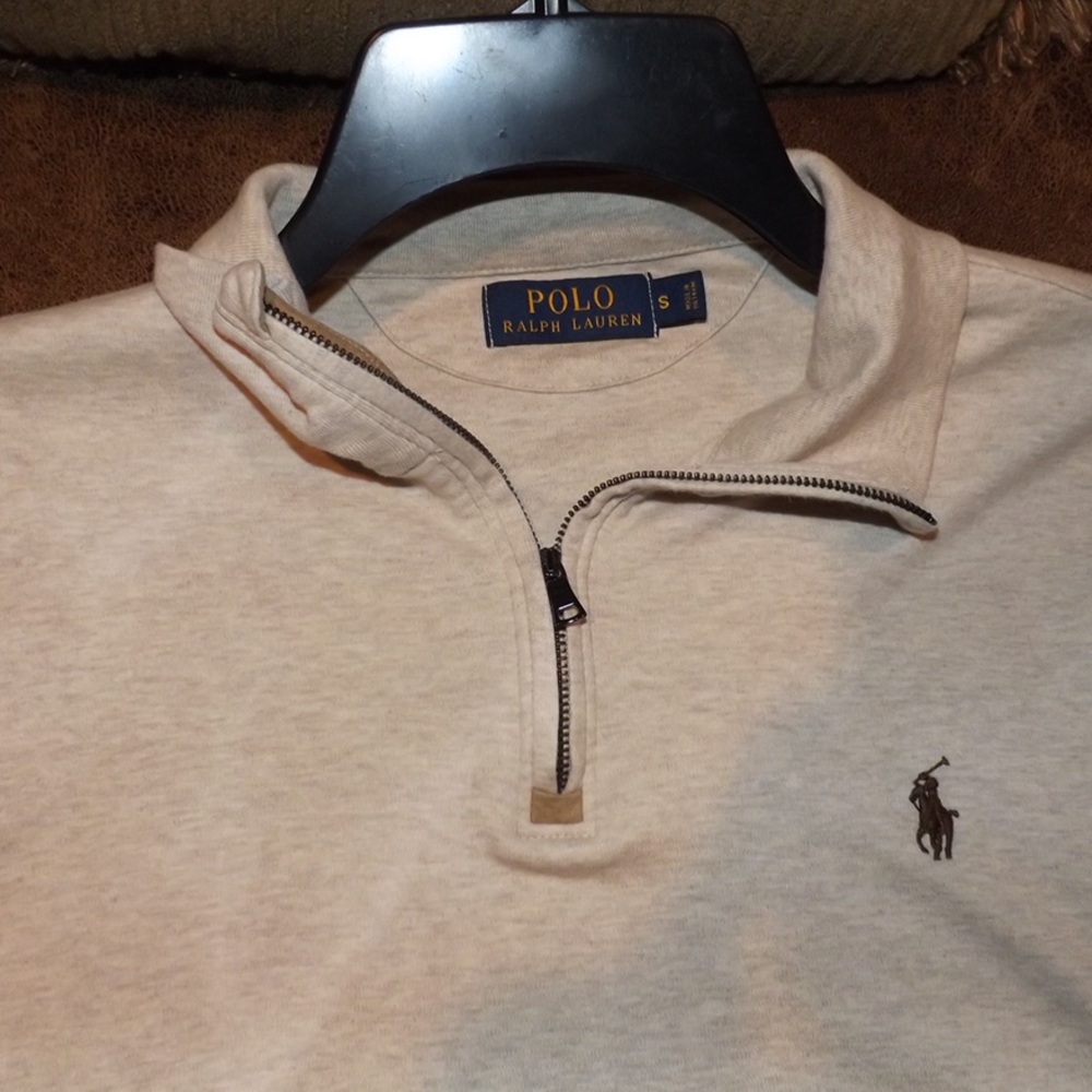 Polo sweater